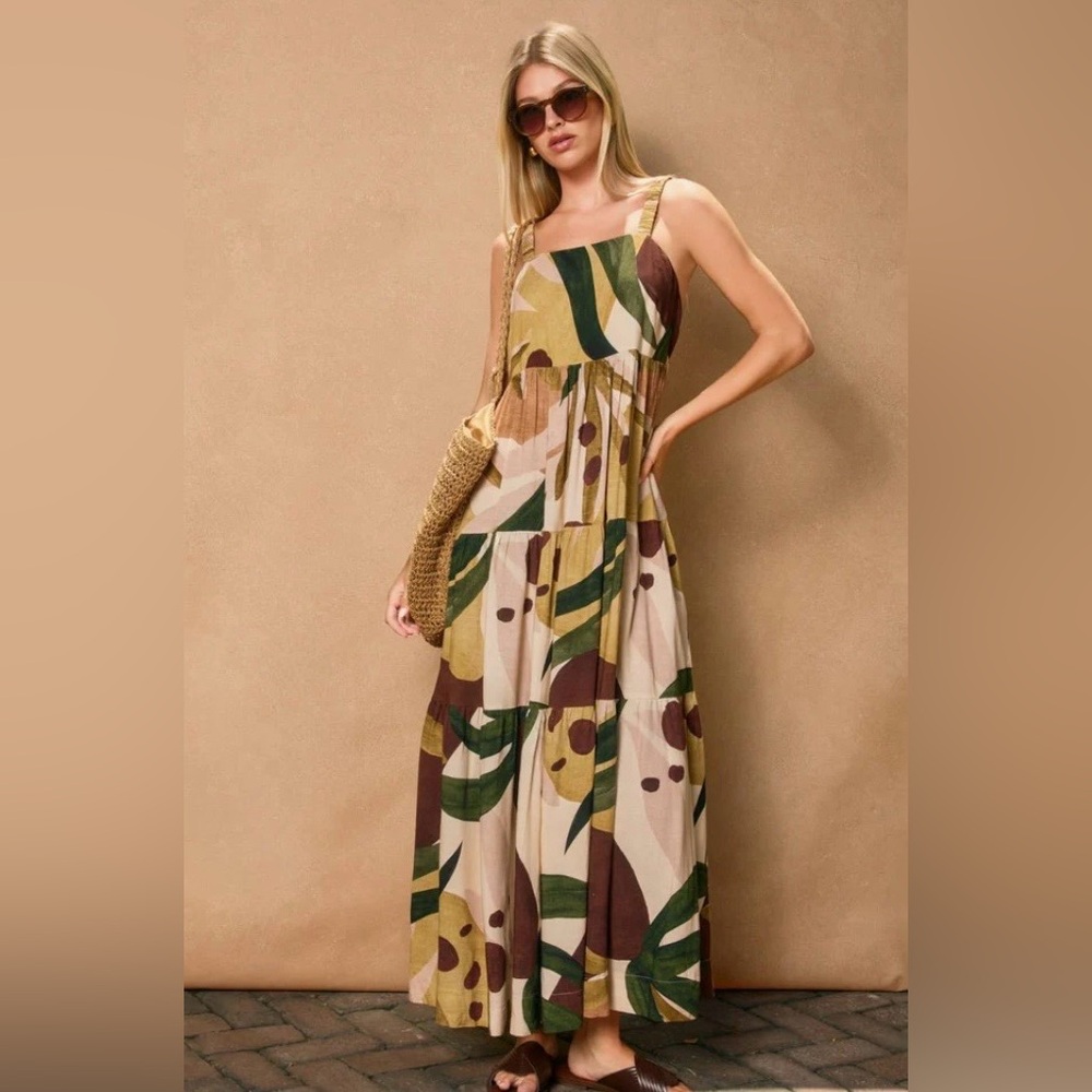 Tropical Print Maxi Dress
